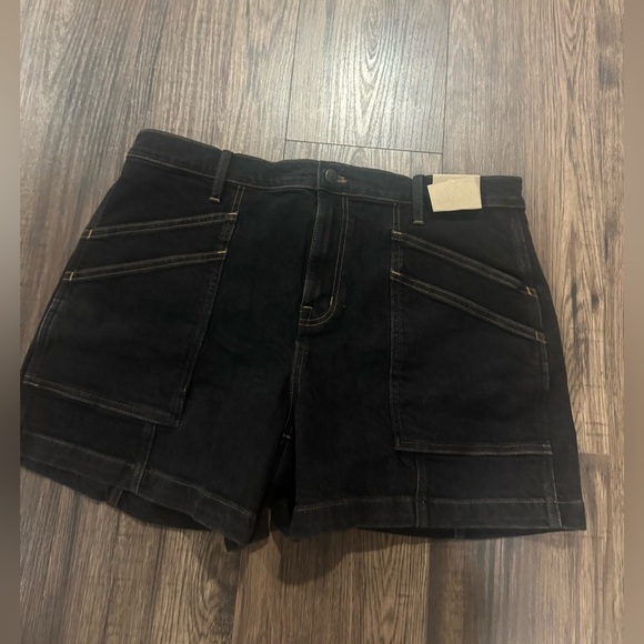 Madewell Pants - NWT Madewell mid length stretch perfect jean Short dark wash size 32